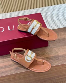 Gucci Buty, sandaly klapki, skora