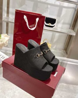 Gucci Buty, sandals flip -flops, score