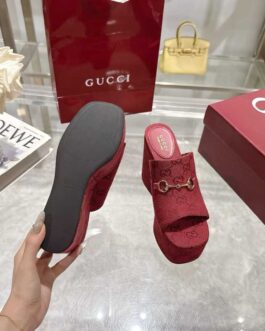 Gucci Buty, sandals flip -flops, score