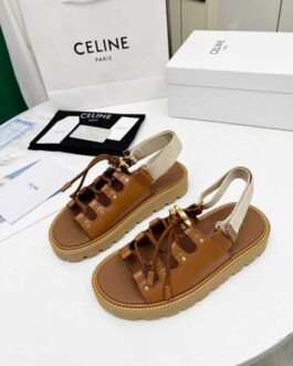 Celine Buty, sandály převracejí, skóre