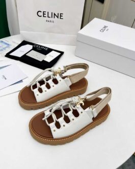 Celine Buty, sandály převracejí, skóre
