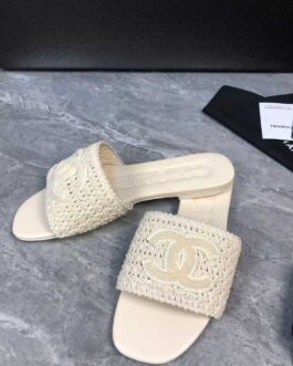 Chanel Buty, sandaly klapki, skora