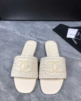 Chanel Buty, sandaly klapki, skora
