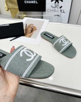 Chanel Buty, sandaly klapki, skora