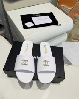 Chanel Buty, sandaly klapki, skora