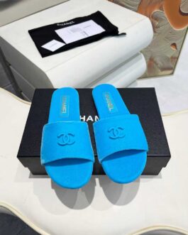 Chanel Buty, sandaly klapki, skora