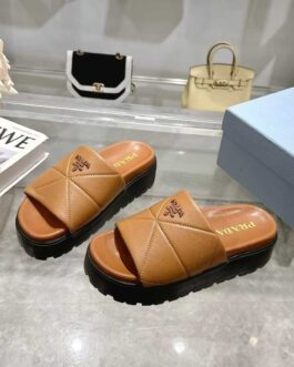 Prada Buty, sandals flip -flops, score