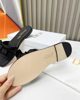Dior Buty, sandaly klapki, skora