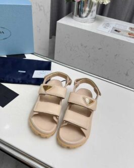 Prada Buty, sandals flip -flops, score