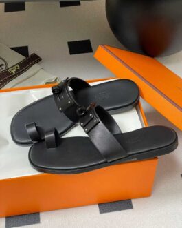 Hermes Buty, sandaly klapki, skora