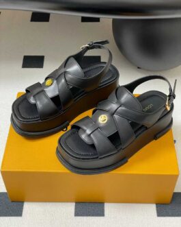 Louis Vuitton Buty, sandály převracejí, skóre