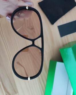 Okulary słoneczne Bottega Veneta od reki