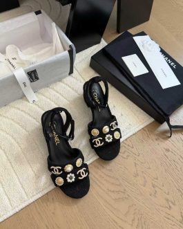 Chanel Buty, sandals flip -flops, score