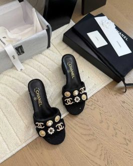Chanel Buty, sandaly klapki, skora