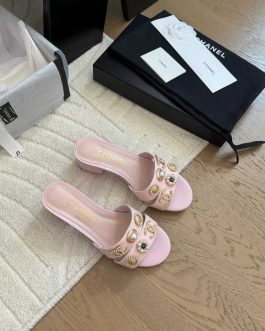 Chanel Buty, sandaly klapki, skora