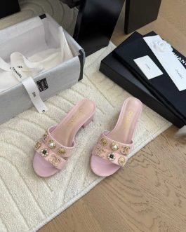 Chanel Buty, sandaly klapki, skora