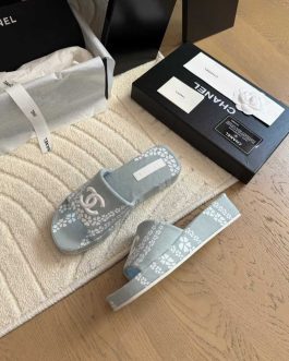 Chanel Buty, sandaly klapki, skora