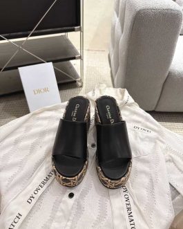 Dior Buty, sandaly klapki, skora