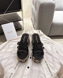 Dior Buty, sandaly klapki, skora