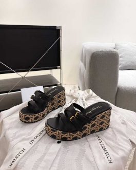 Dior Buty, sandaly klapki, skora