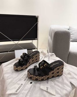 Dior Buty, sandaly klapki, skora
