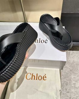 Chloe Buty, sandaly klapki, skora