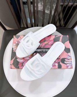 Dolce & gabbana shoes, sandals flip -flops, score