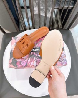 Dolce & gabbana shoes, sandals flip -flops, score
