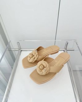 Chanel Buty, sandaly klapki, skora