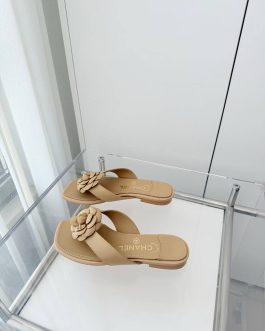 Chanel Buty, sandaly klapki, skora