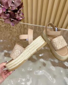 Louis Vuitton Buty, sandaly klapki, skora
