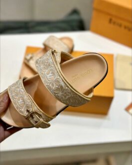 Louis Vuitton Buty, sandaly klapki, skora