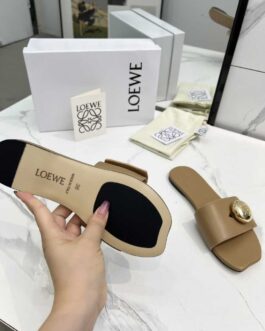 Loewe Buty, sandaly klapki, skora