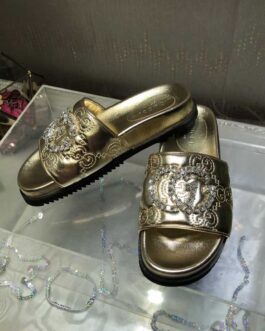 Gucci Buty, sandaly klapki, skora