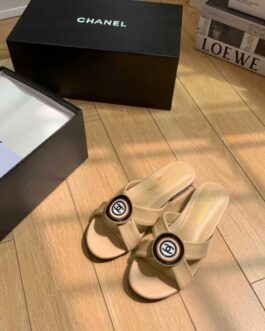 Chanel Buty, sandaly klapki, skora