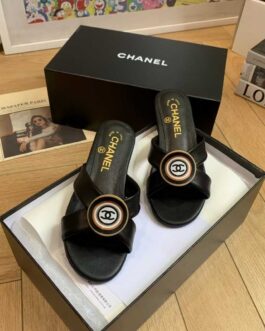 Chanel Buty, sandaly klapki, skora