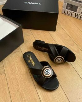 Chanel Buty, sandaly klapki, skora