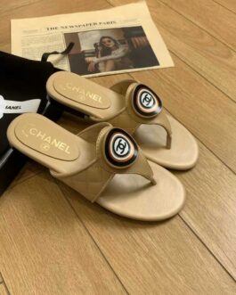 Chanel Buty, sandaly klapki, skora