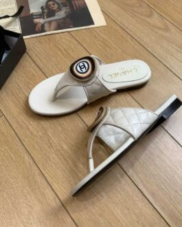 Chanel Buty, sandaly klapki, skora