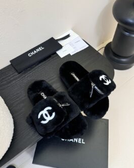 Chanel Buty, sandaly klapki, skora