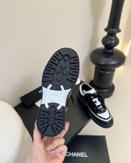 Chanel Sneakersy, trampki, tenisówki, buty, skora