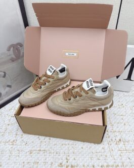 Miu miu Sneakersy, trampki, tenisówki, buty, skora