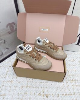 Miu miu Sneakersy, trampki, tenisówki, buty, skora
