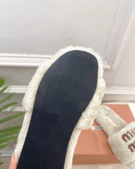 Miu miu Buty, sandaly klapki, skora