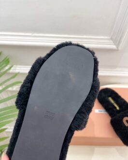 Miu miu Buty, sandaly klapki, skora