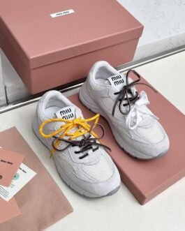 Miu miu Sneakersy, trampki, tenisówki, buty, skora