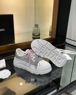 Chanel Sneakersy, trampki, tenisówki, buty, skora