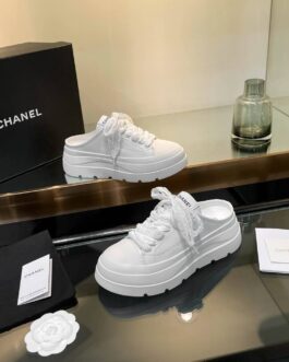 Chanel Sneakersy, trampki, tenisówki, buty, skora