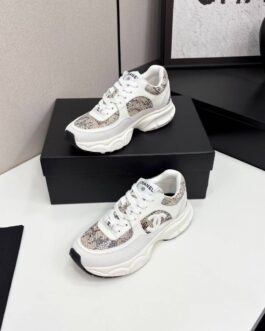 Chanel Sneakersy, trampki, tenisówki, buty, skora