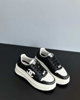 Chanel Sneakersy, trampki, tenisówki, buty, skora